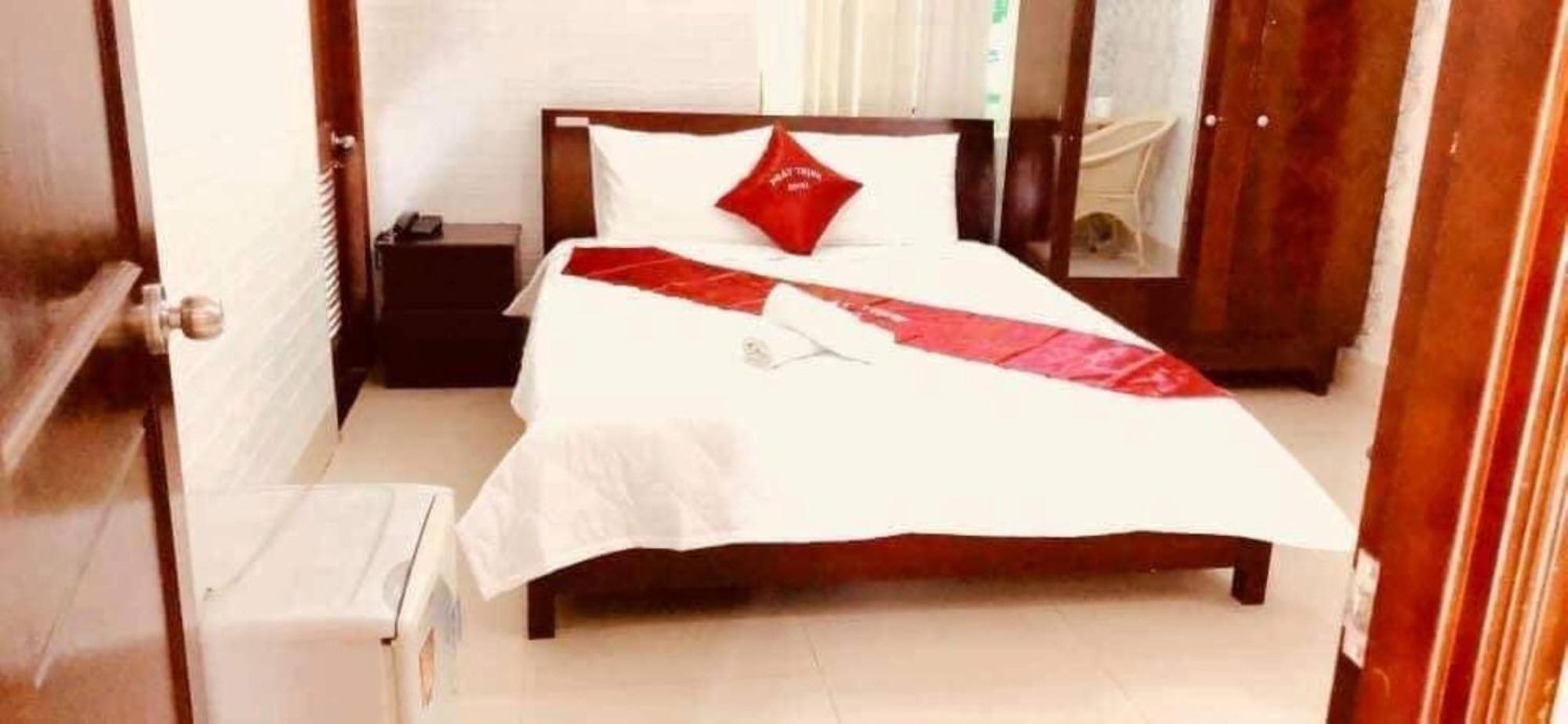 Phat Thinh Hotel Ho Chi Minh-staden Exteriör bild